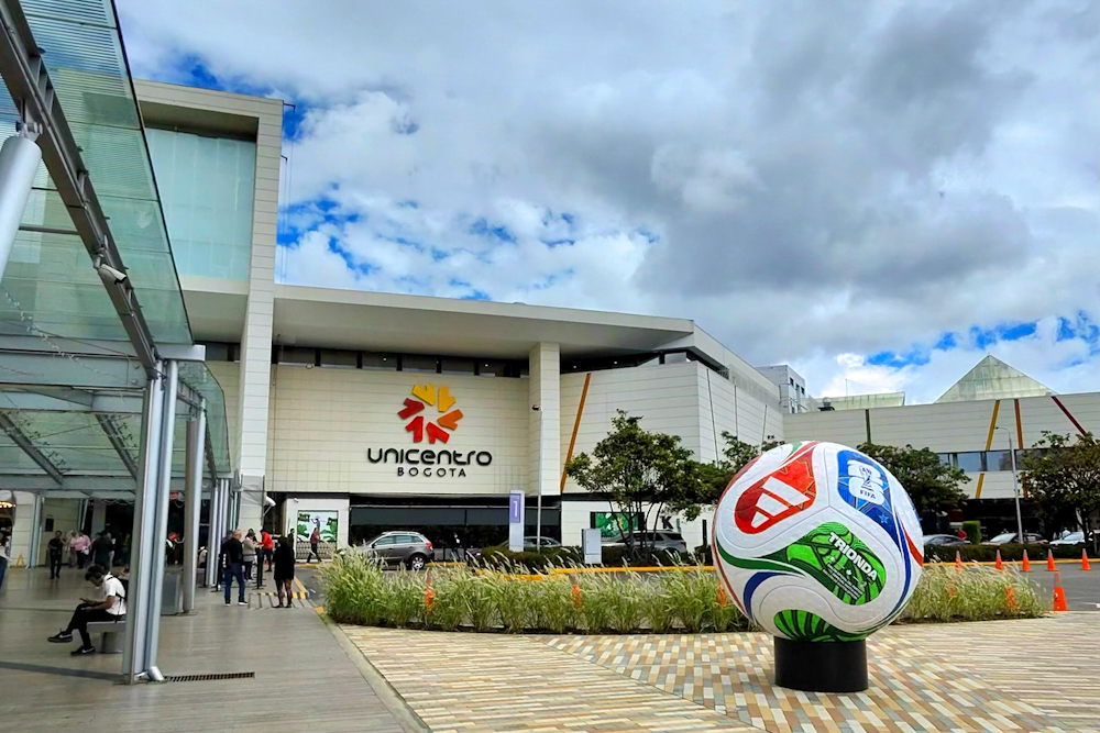 Unicentro Shopping Mall