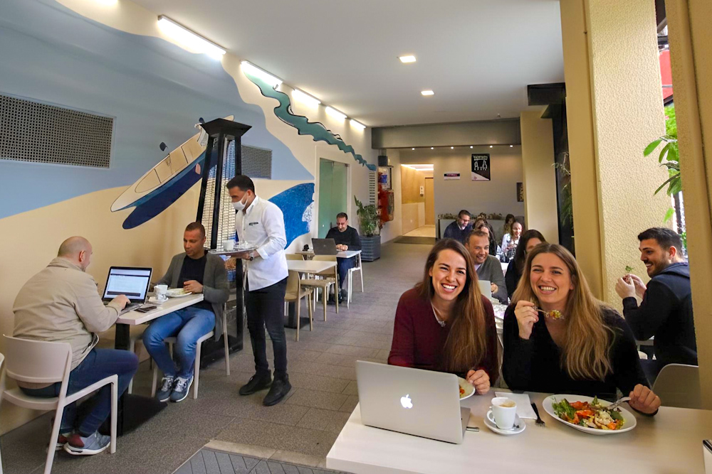 Unicentro Shopping Mall